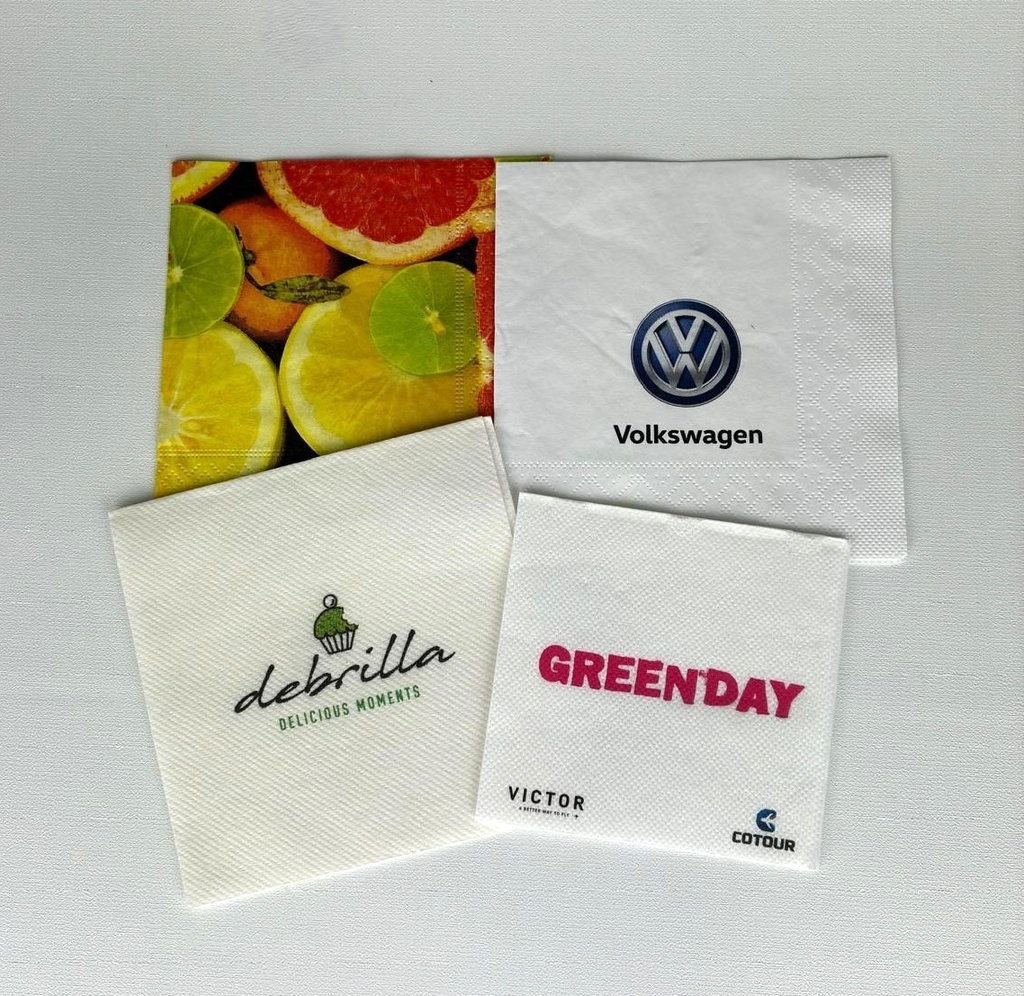 Tovagliolo da cocktail personalizzato Arcobaleno - Costa Masnaga stampato con logo