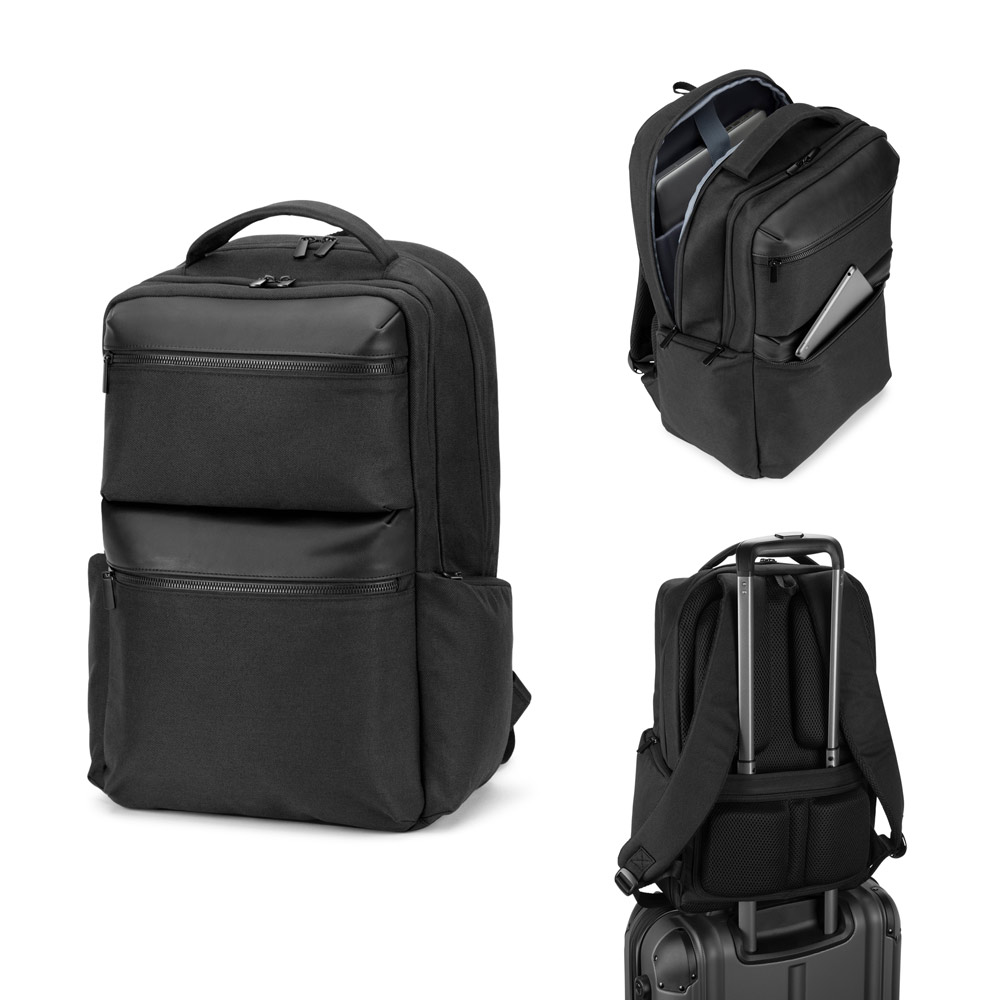 COPENHAGEN. Zaino idrorepellente in tessuto a spina riciclato con due grandi tasche frontali da 17".