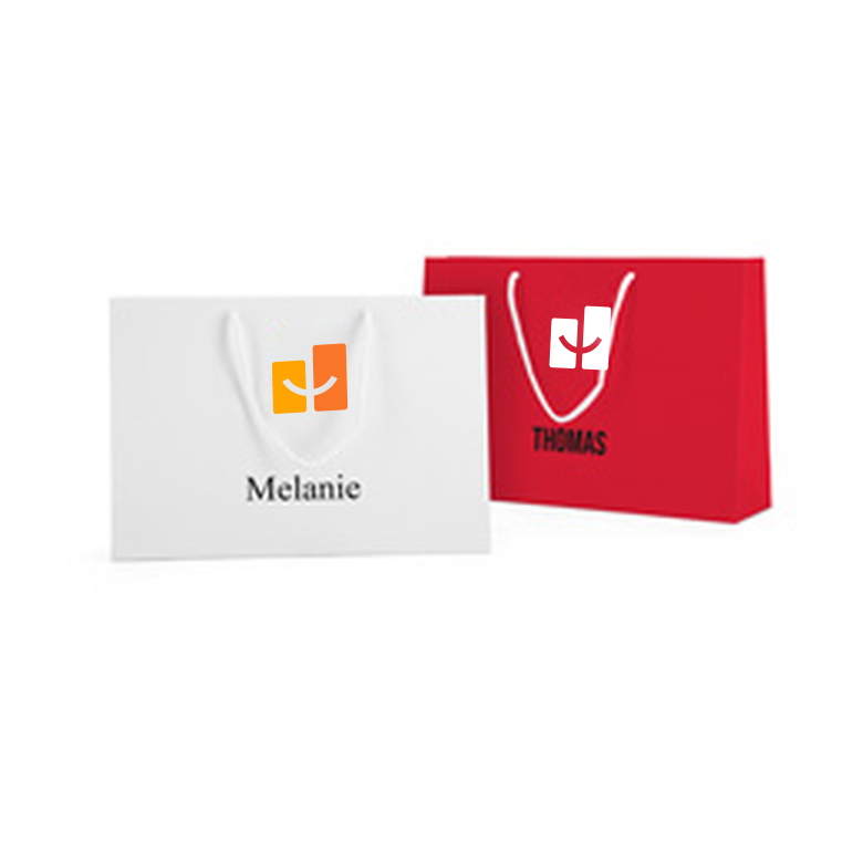 Shopper in carta con nome personalizzato stampato con logo