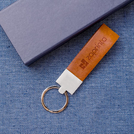 Perche regalare un portachiavi in pelle personalizzato? - | Zaprinta Italia Perche regalare un portachiavi in pelle personalizzato? - | Zaprinta Italia